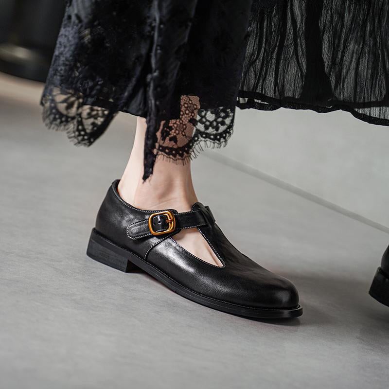 Mora – Timeless Elegant Mary Janes