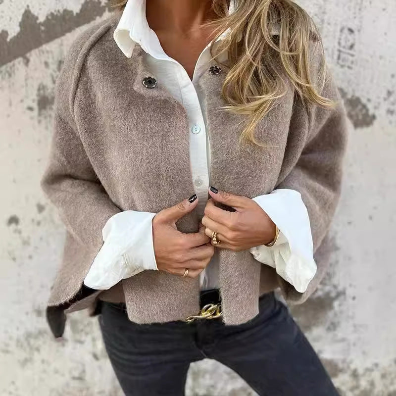 Elise – Elegant Flared Sleeve Jacket
